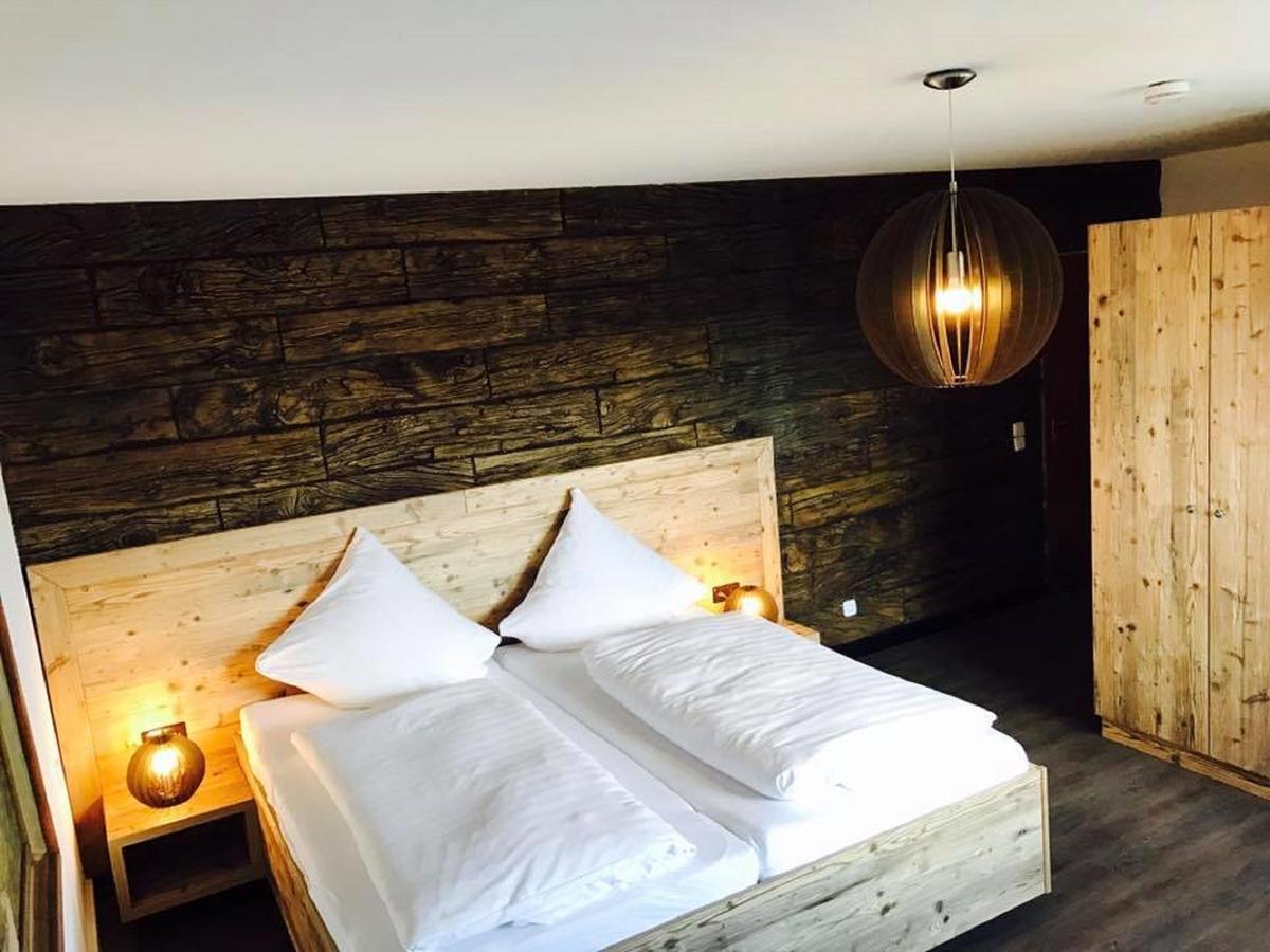 Das Kleine Landhotel Dorsten Esterno foto